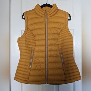 Bravissimo Pepperberry mustard yellow puffer vest US size 10